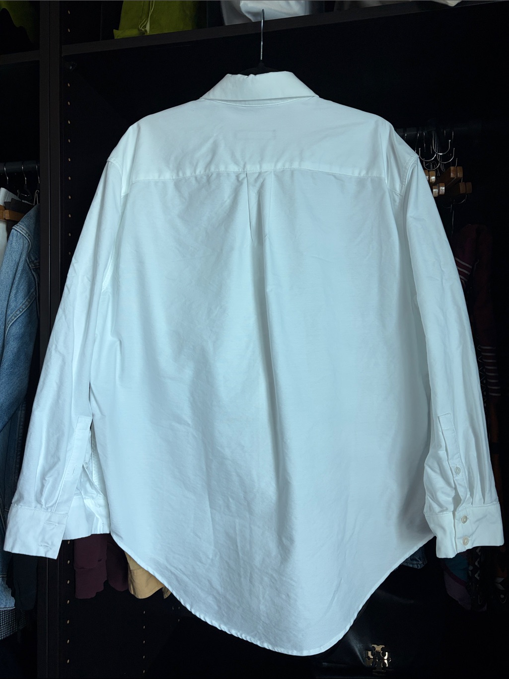 Naomi Nomi The New Oxford- Crisp White Organic Cotton — image 2 of 7